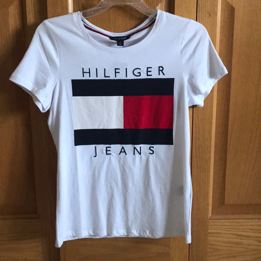 tommy hilfiger t-shirt